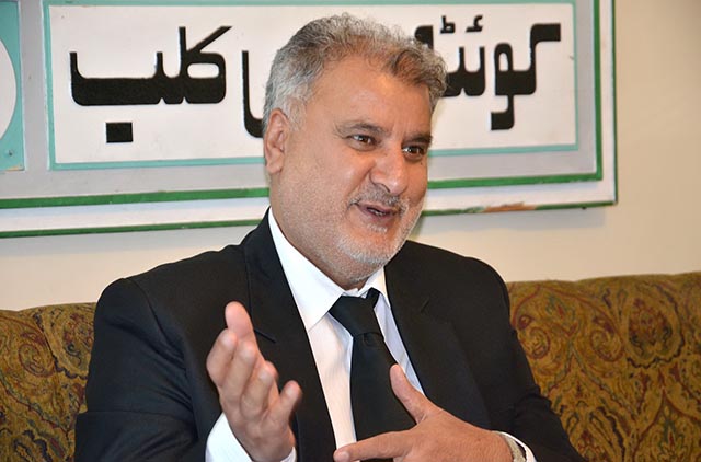 منیر کاکڑ کا بیان منقسمانہ ذہن کی عکاسی ہے، چیف جسٹس بلوچستان ہائیکورٹ  پر لغو اور بے بنیاد الزامات لگا کر اخلاقیات سے گری ہوئی زبان استعمال کی گئی ،  امان اللہ کنرانی کا جوابی وار