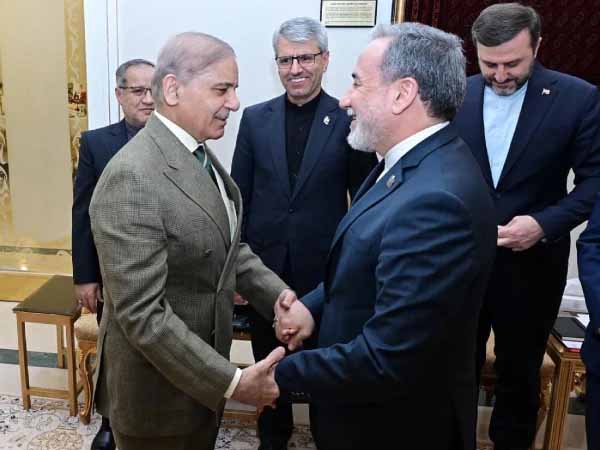 ایرانی وفد کا دورہ پاکستان مثبت رہا، 48 گھنٹے میں امریکا ایران مذاکرات کا امکان ہے، ذرائع