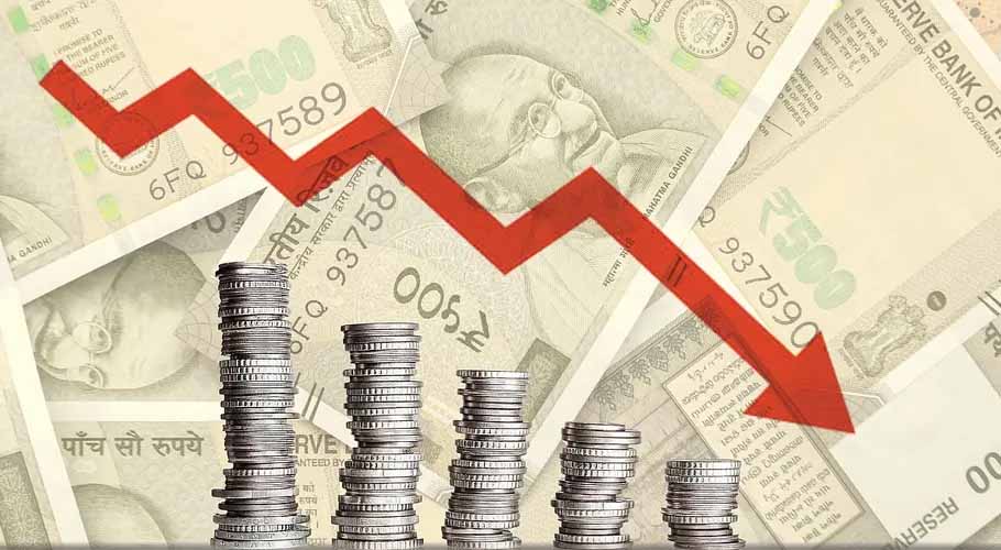 بھارتی روپے کی قدر میں بڑی کمی! مودی سرکار کے معاشی استحکام کے دعوے کھوکھلے ثابت