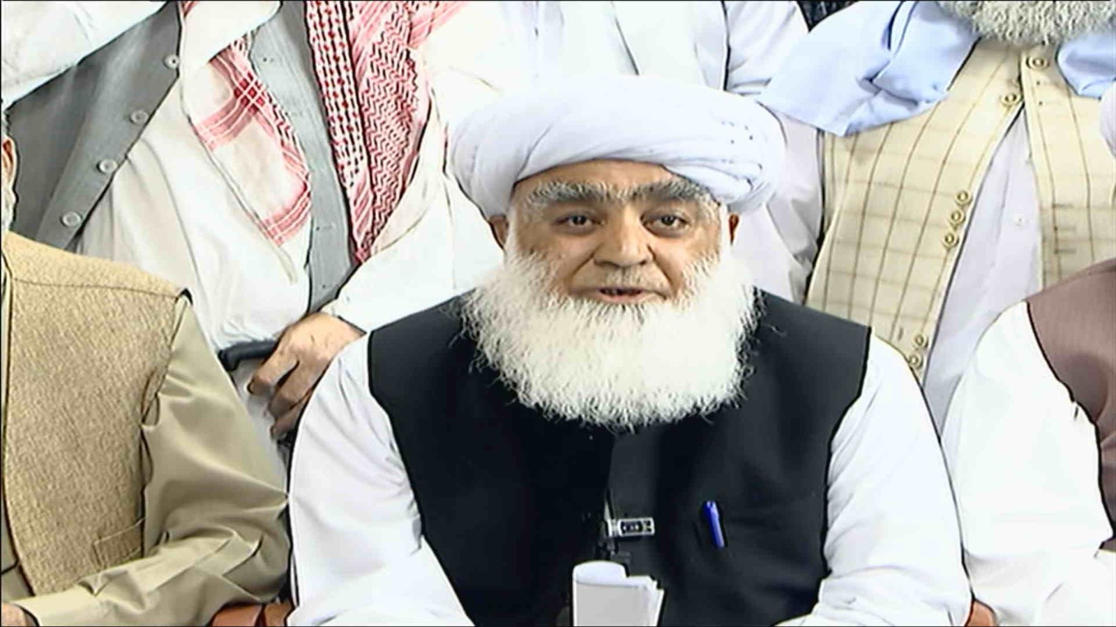 بلوچستان حکومت نے مدارس کے معاملے پر ہماری ریڈ لائن پر ہاتھ ڈالا ہے، وزیر اعلیٰ 2 مئی تک معافی مانگیں ورنہ فیصلے سڑکوں پر ہوں گے ‘ مولانا واسع