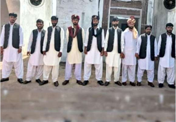 شجاع آباد میں ایک ہی خاندان کے 9 نوجوانوں کی اپنی ہی 9 کزنز سے اجتماعی شادی