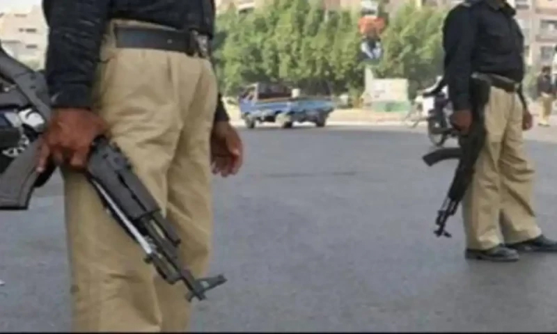 چاغی میں نامعلوم مسلح افراد کا پولیس تھانے اور ریسٹ ہاؤس پر دھاوا، عمارتیں نذرِ آتش، سرکاری ریکارڈ جل کر خاکستر