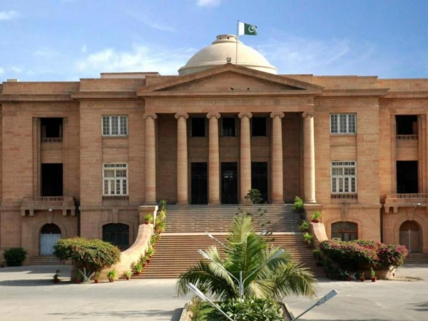 ہائیکورٹ کا بڑا فیصلہ، ریٹائرڈ ملازمین کیلئے بڑی خوشخبری