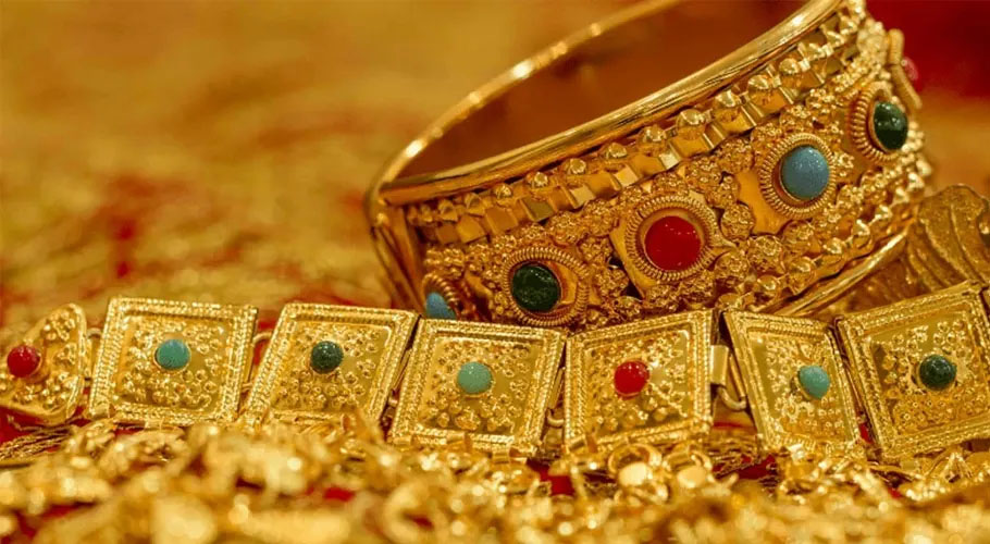 سونے کی قیمت میں معمولی کمی، 4  مئی  2026  کو فی تولہ کتنے میں دستیاب؟
