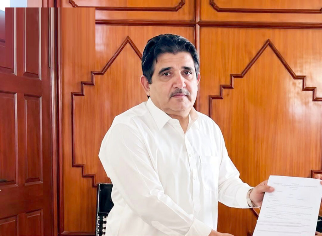 مستونگ میں سیشن جج کی گاڑی پر دہشت گردوں کا حملہ؛ جج عبدالحکیم کاکڑ اور گن مین شہید، ایڈیشنل سیشن جج شدید زخمی