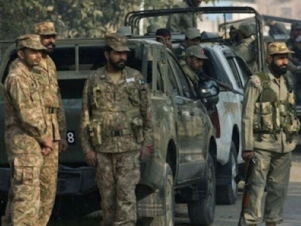 قلات، سیکیورٹی فورسز نے دہشت گردوں کی چیک پوسٹ تباہ کر دی، 5 دہشت گرد ہلاک، 23 مغوی بازیاب