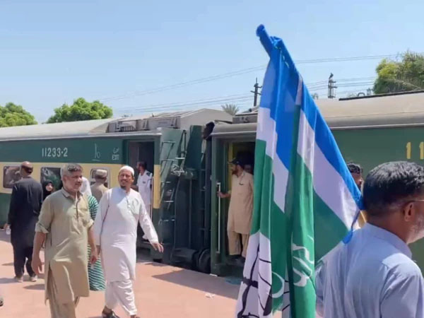 جماعت اسلامی کا سپر لانگ مارچ حافظ نعیم کی قیادت میں کراچی سے اسلام آباد کیلئے روانہ